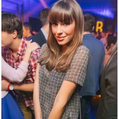Лерочка Мартынова, 04.01, London