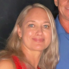 Катя Ньютон, 23.06.1977, Honolulu