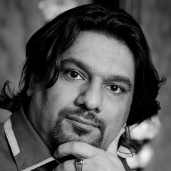 Serif Yavuz, 25.08, Москва