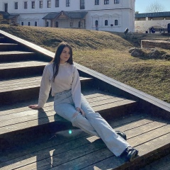 Nicole Awanesyan, 24.04