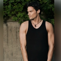 Niko Pretova, 01.05, Los Angeles