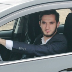 Ах Маго, Грозный