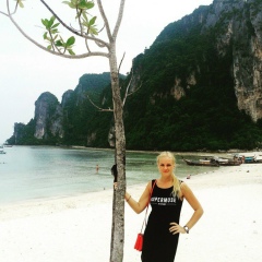 Elena Petrova, 19.01, London