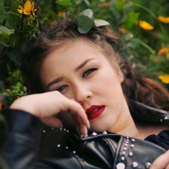 Софья Есенбекова, Москва