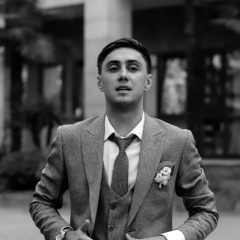 Артур Кримлян, Щелково (деревня)