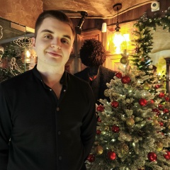 Артем Лапшин