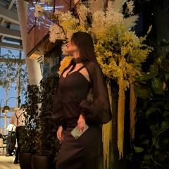 Эвелина Фардзинова, Москва