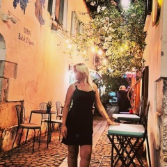 Вероника Шарэ, 08.08, İzmir
