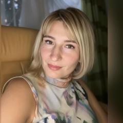 Юля Кураченко, Москва