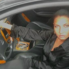 Юлия Устинова, Москва