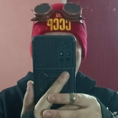 Михаил Югринов, London