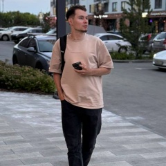 Дмитрий Хусаинов