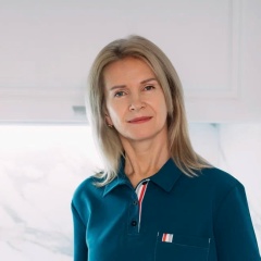 Анна Белозерова, 02.07.1971, Омск