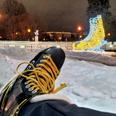 Wun Choozen, Москва