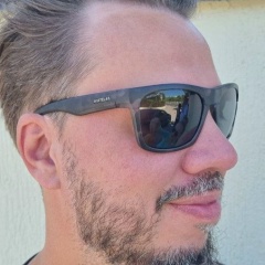 Валерий Комаров, Москва