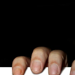 Артём Попов