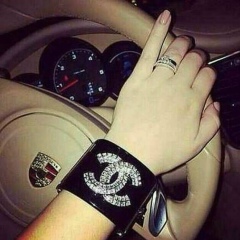 Элина Ааа, Грозный