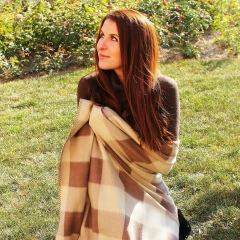 Юля Слюсар, 29.08, Киев