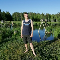 Макс Олесь