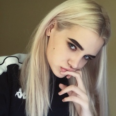 Лиза Вагинова