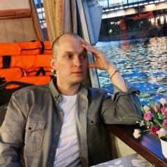 Евгений Аверяскин, Москва