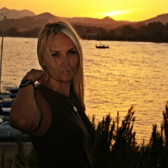 Veronika Mathews, 18.11.1981, Shrewsbury