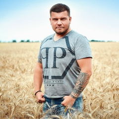 Денис Назаренко, 21.08, Днепр (Днепропетровск)