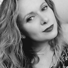 Алёна Кокорина, Москва