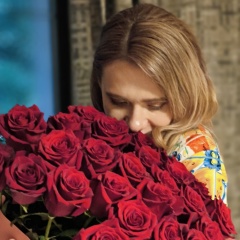 Svetik Popova, Алматы