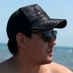 Искандер Махметов, Алматы