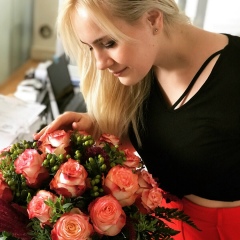 Алёна Павловская, 15.02, İstanbul