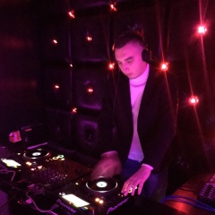 Владимир Меженский, 21.04, Киев