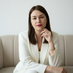 Мари Бударова, Москва