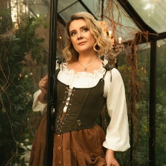 Юлия Силуянова, Москва