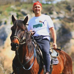 Максим Бизин