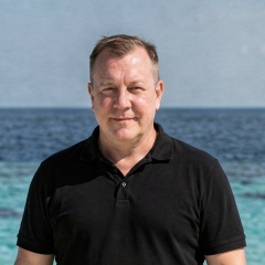 Евгений Евгений, Санкт-Петербург