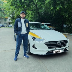 Ислам Разаков, Москва