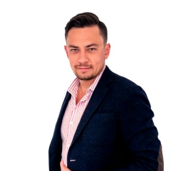 Илья Черников