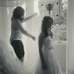 Зухра Зухра, Алматы