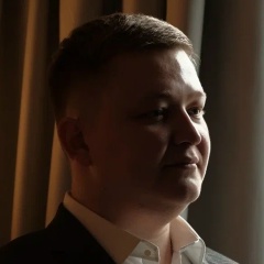 Максим Добров, Москва