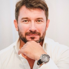 Андрей Изотов