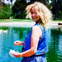 Надя Каткова, 22.04.1994, Los Angeles