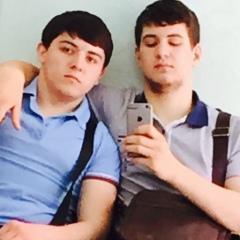 Халид Пооэшуев