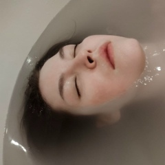 Анна Севастьянова