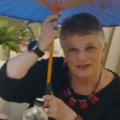 Елена Володарская, 18.04, Санкт-Петербург