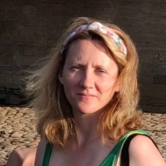 Anya Zawert, Санкт-Петербург