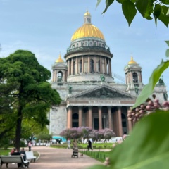 Лилия Ахмадулина, Москва