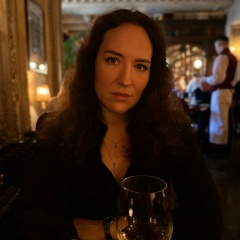 Олеся Низова, Москва