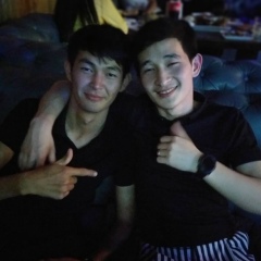 Dulat Umenov, Тараз