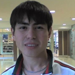 Адхам Султанов